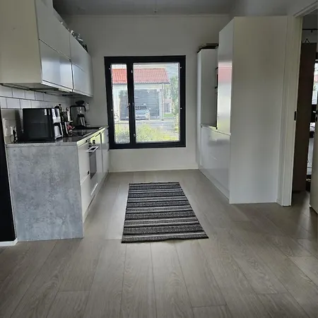 Spacious Detached House With Sauna Apartment