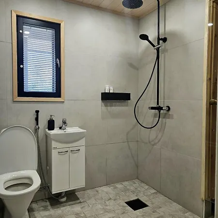 Spacious Detached House With Sauna *